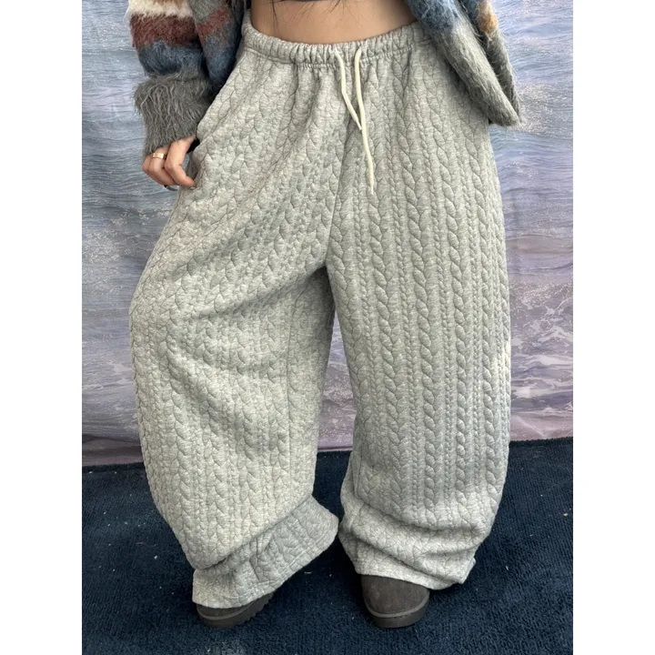 누빔🌡️[UNISEX/소장추천!]퀼트 블랭킷 웜업 케이블 포인트 윈터 루즈 와이드 트레이닝 팬츠(4color/5-7일 여유주문) 상세 이미지 4