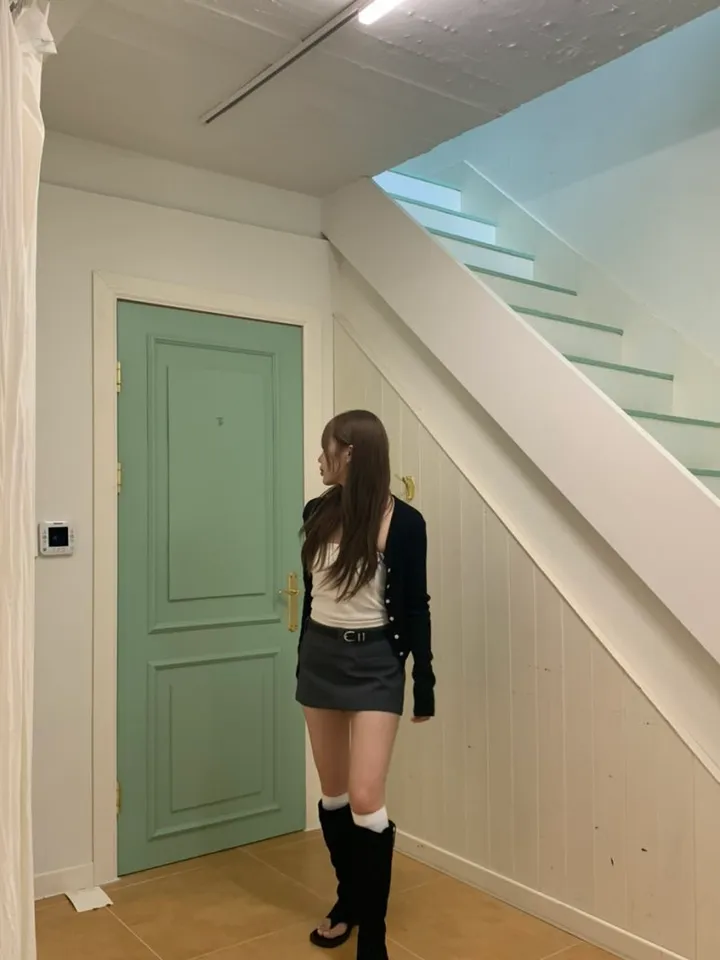 빈티지 딸기 가디건 레드,아이보리, 블랙 [가디건/디테일/빈티지/여름코디/코디추천/데일리/대학생/캐주얼/y2k] 상세 이미지 31