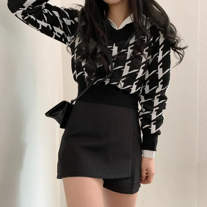 [몸매보정] 잘록한 체크 크롭 브이넥 배색니트;2col 상세 이미지 11