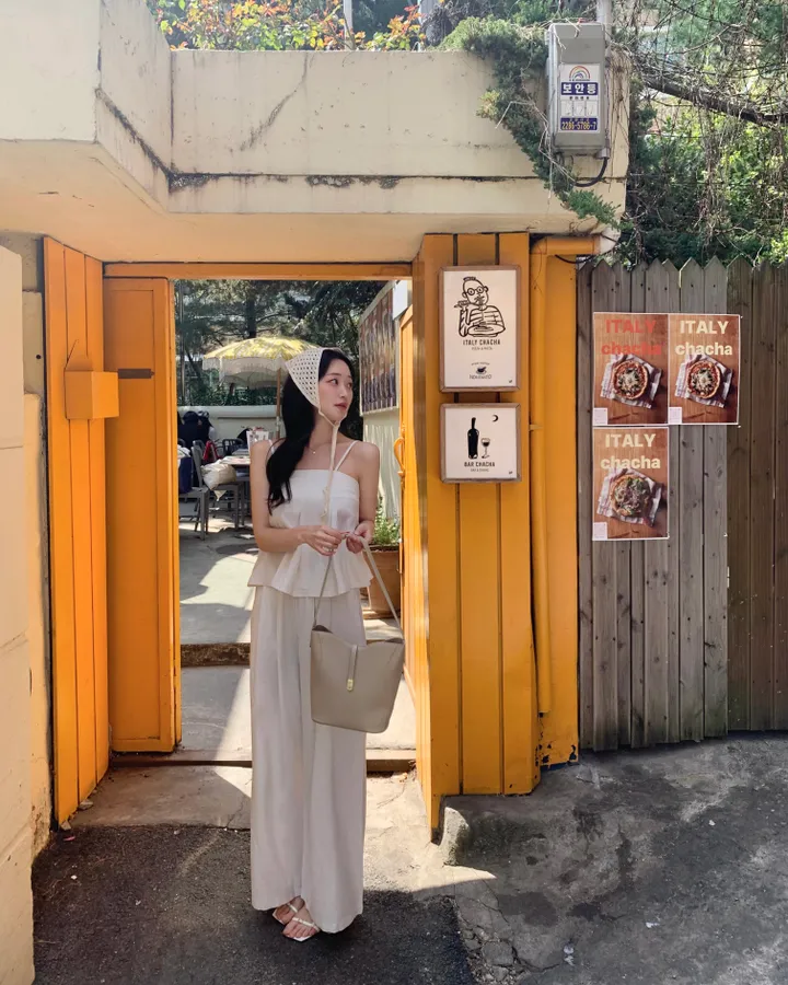 [ SETდ 고퀄 /  데이트룩 ] 아벨 핀턱 실루엣 투피스 블라우스 셋업 휴양지룩 여행룩 하객룩 상세 이미지 11