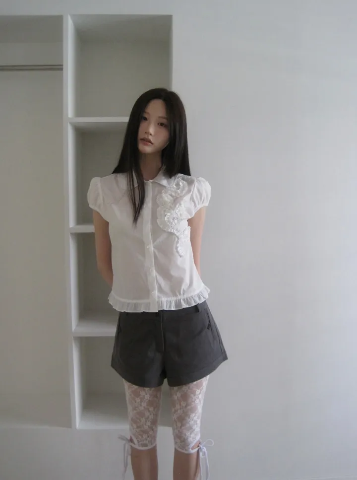 블라우스 모델 착용 이미지-S1L18