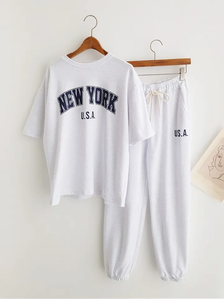 [데일리SET] NEW YORK 프린트 반팔티셔츠 오버핏반팔 밴딩팬츠 조거팬츠 조거바지 트레이닝세트 반팔세트 조거세트 츄리닝세트 이지웨어세트 여름트레이닝복 운동복세트 공항룩 상세 이미지 2