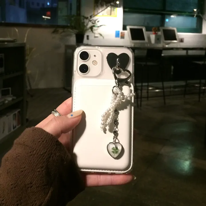 🍀2025 LUCKY drop heartchain clover phonecase 드롭하트체인 클로버 행운 폰케이스 상세 이미지 16