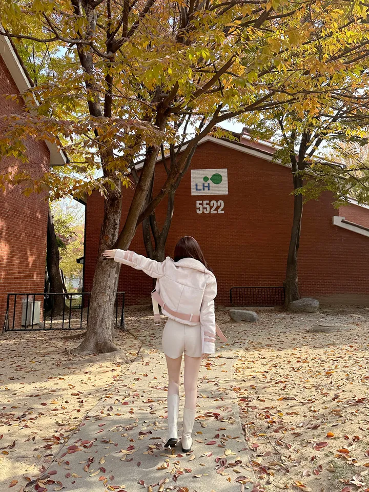 [자체제작❄/허리쏘옥/겨울ver/속바지O] 맞춤핏 엉밑살X 하이웨스트 도톰따뜻 스판 모직 반바지 숏팬츠 핫팬츠 겨울 반바지 댄스 공연 의상 크리스마스 연말룩 상세 이미지 105