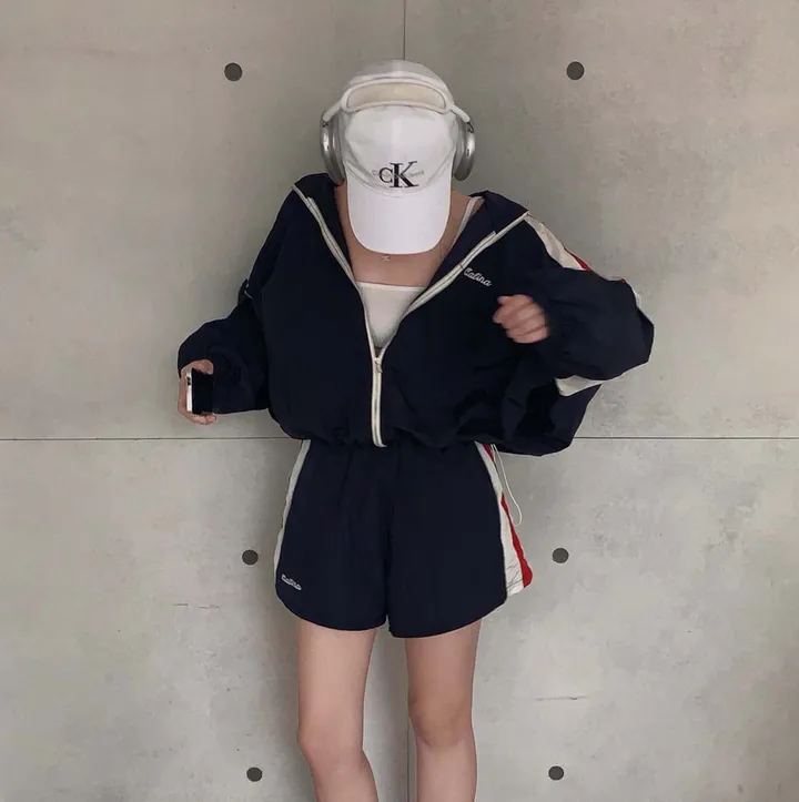 [✨2천장돌파✨]최애핏, 바스락 오버핏 바람막이 배색 집업 반바지 트레이닝 투피스 세트 상세 이미지 20