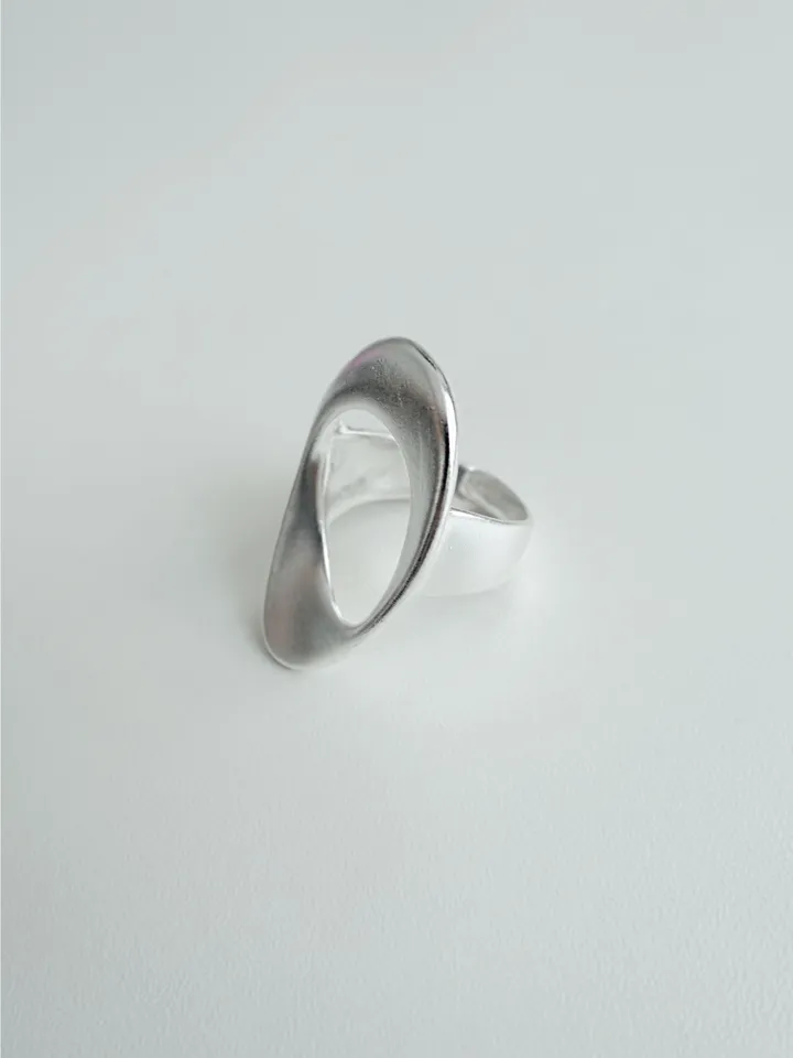 악세사리 화이트 색상 이미지-S1L57