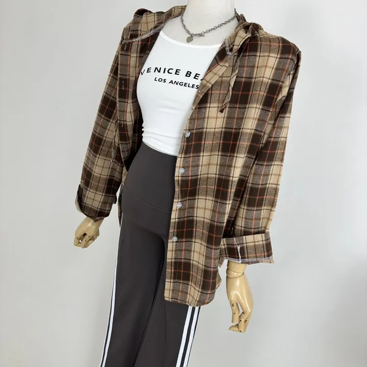 [최저가/몸매보정/데일리/운동/헬스/필라테스/코디추천] 하이 쫀쫀 스판 삼선 배색 트랙 라인 부츠컷 밴딩 레깅스 (2COLOR) 상세 이미지 23