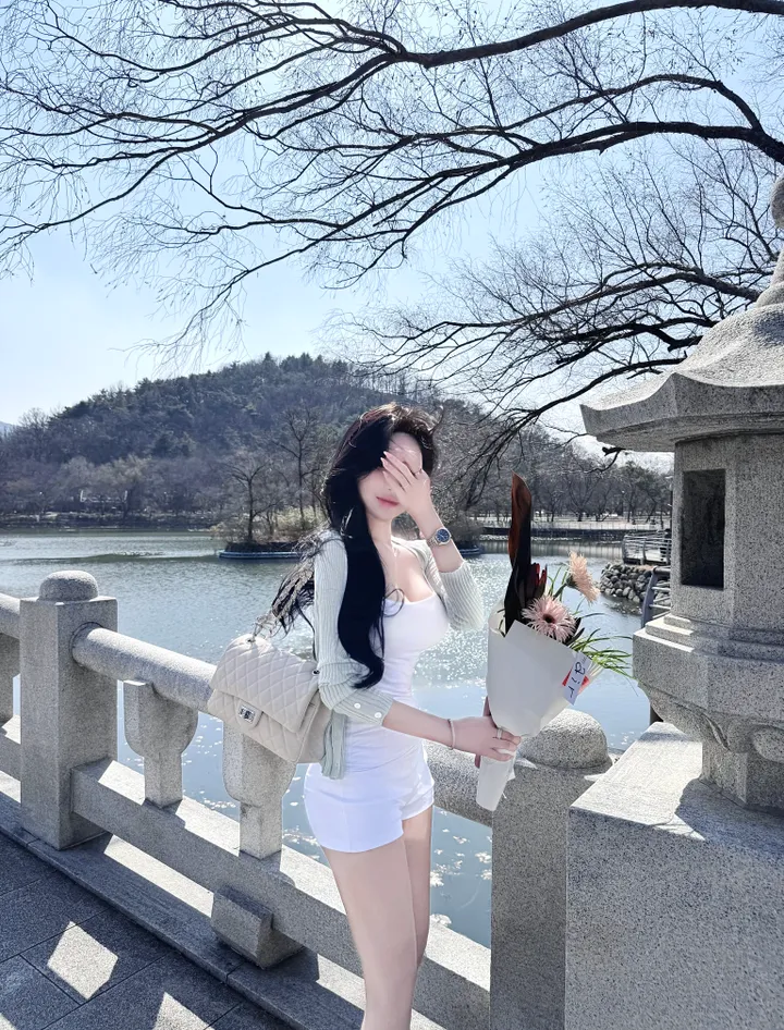 슥걸치는*여름준비끝🩷TIFFANY cd -4color/ 봄 가디건 니트가디건 브이넥가디건 볼레로 여름 가디건 벚꽃 교복가디건 아우터 봄옷 골지 브이 긴팔 버튼 개강룩 데이트룩 상세 이미지 5