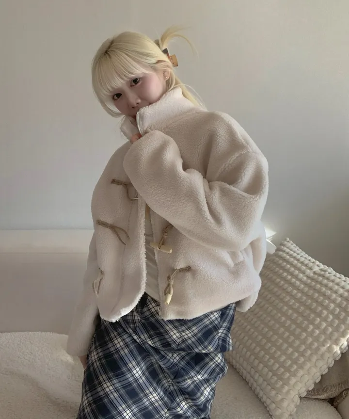 🚀season off SALE🚀[왕따뜻/갓성비🤍] 반목카라 양털 뽀글이 플리스 누빔 떡볶이 집업 숏자켓 3color 상세 이미지 4
