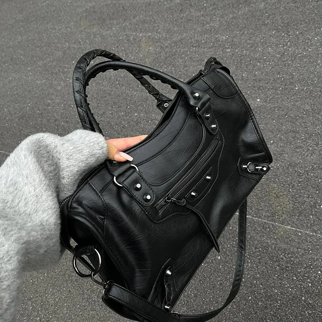 [Unisex] 스터드 레더 크로스 모터백