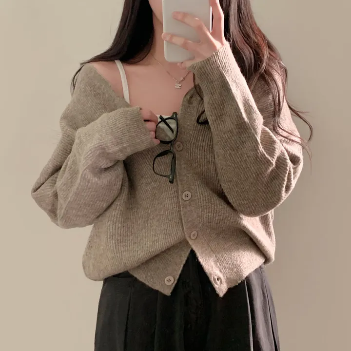 [인생가디건🤍]극여리 루즈핏 울 브이넥 니트 가디건 - 8color 상세 이미지 54