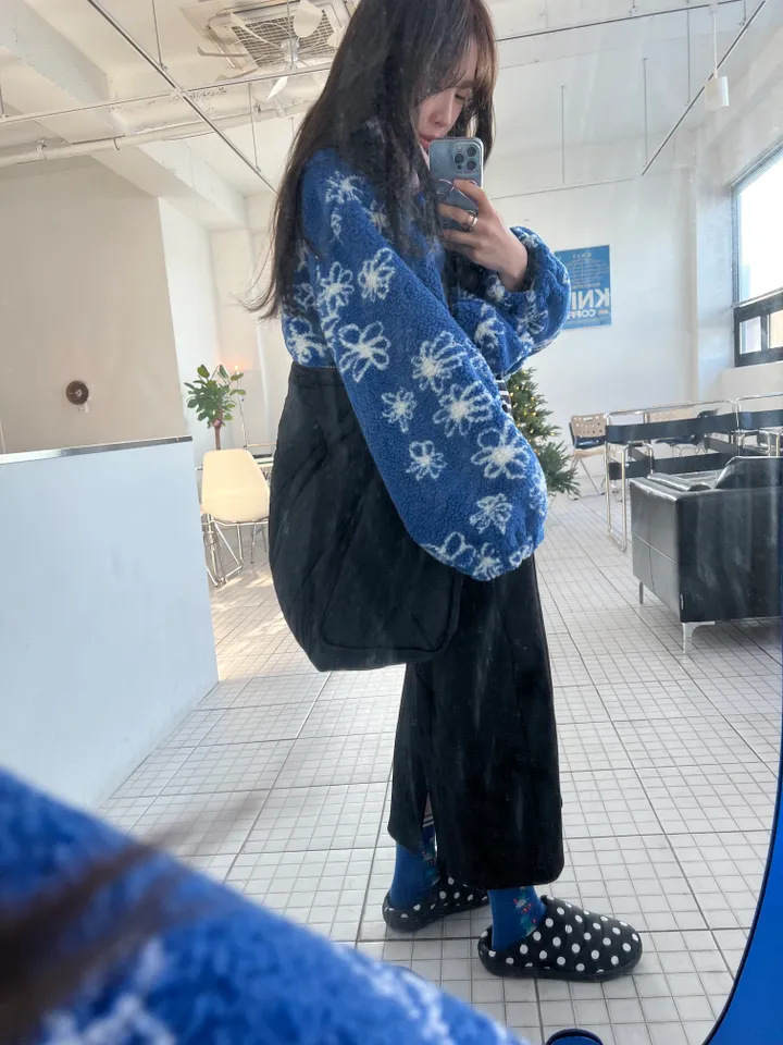 데이지 덤블반집업 블랙,블루 색상추가본 [플리스/집업/데이지/코디추천/겨울코디/데일리/대학생/코디추천/직장인/y2k] 상세 이미지 29