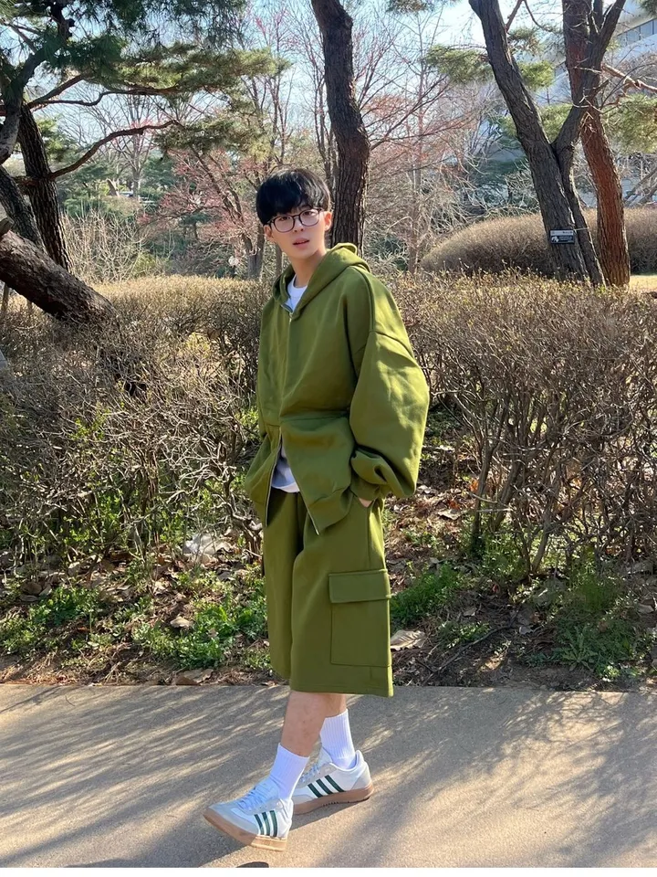 🌼당일출고🌼💗2000장 돌파💗[고퀄 핏대박/7Color/신상] 빅사이즈 투웨이 후드집업 카고 버뮤다 팬츠 트레이닝 세트 커플룩 시밀러룩 오버핏 꾸안꾸 트레이닝복 상세 이미지 18