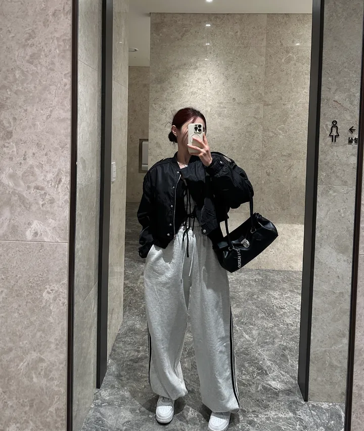 [간절기]  아방 박시 크롭 항공 점퍼 상세 이미지 4