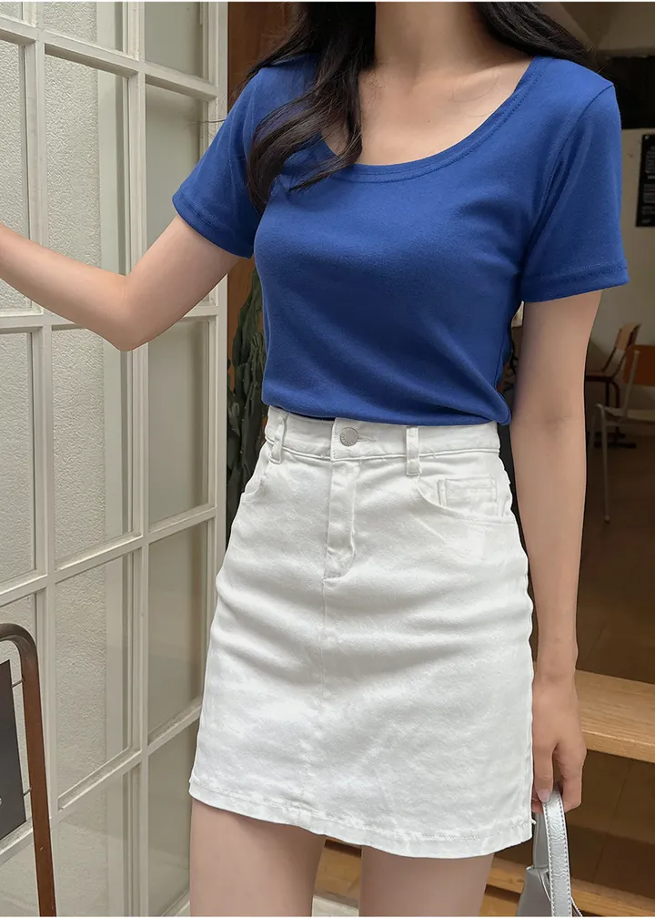 [44-110] [9천장 돌파✨] 유리빈 스판 U넥 슬림핏 크롭 티셔츠( 여름/데일리룩/여행룩/휴가룩/흠뻑쇼/워터밤/빅사이즈/110사이즈/자체제작/크롭/스판/스판좋은/쫀쫀한/쿨링/아이스/기본템/레이어드/베이직/부드러운 ) 상세 이미지 24