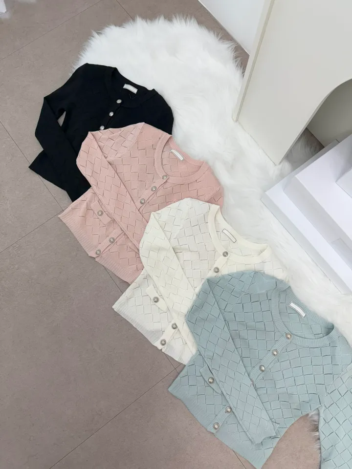 *고퀄ver/저렴이제품주의!* 다이아 은장단추 글램 니트가디건 (4color) 라피에 상세 이미지 1