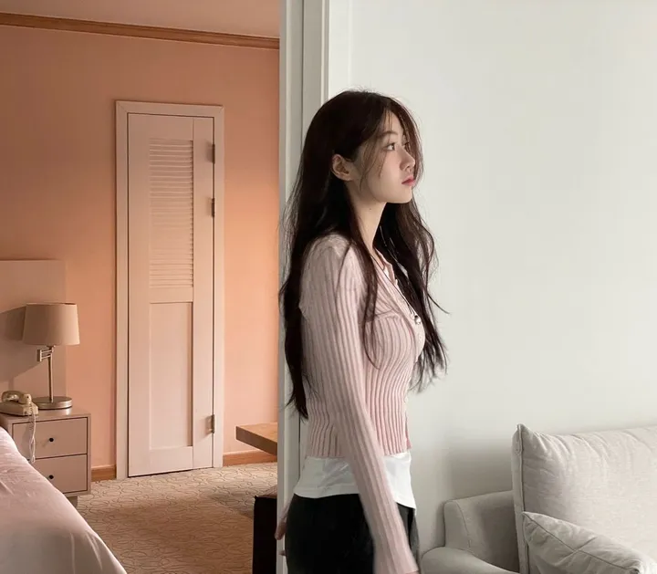 (부드러워요!) 5color 로제 소프트 골지 텐션 슬림핏 버튼 롱슬리브 니트 가디건 상세 이미지 19