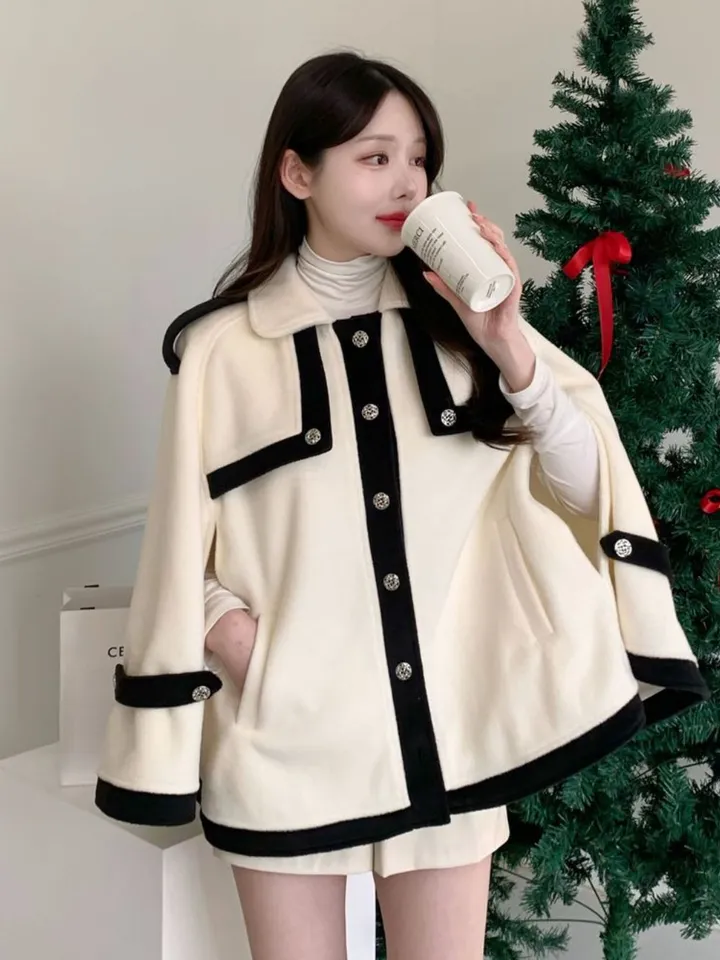 [겨울아우터✨] 클래식 케이프코트 / 숏코트 모직코트 망토자켓 망토코트 연말룩 오버핏자켓 점퍼 겨울자켓 겨울점퍼 아우터 수입의류 배색자켓 핸드메이드코트 울코트 핸드메이드코트 밍크코트 퍼코트 퍼자켓 후리스 뽀글이 숏패딩 경량패딩 무스탕 양털코트 크리스마스 상세 이미지 16