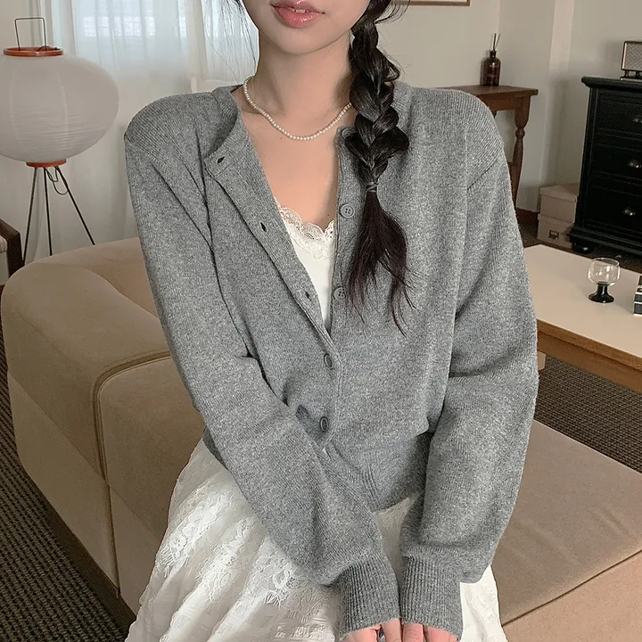 [데일리강추💗] 블러 라운드넥 가디건 봄 가을 / 출근룩 긴팔니트 봄가디건 가을가디건 하객룩 데일리룩 클래식블랑 상세 이미지 11