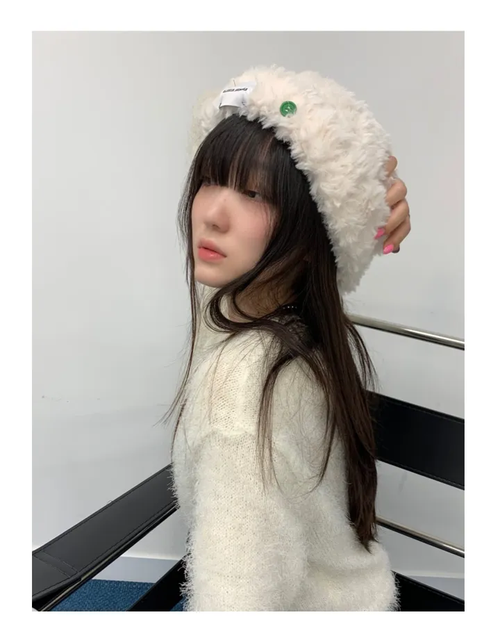 [당일발송/7차 리오더]알록달록 단추 포인트 플러피 앙고라 털모자 겨울 비니 2color 상세 이미지 13