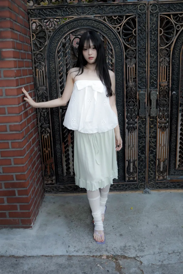 신발 모델 착용 이미지-S1L13