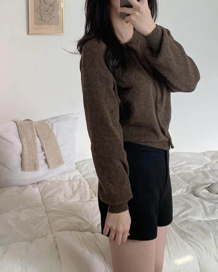 [데일리/인생핏] 라운드 무지 기본 긴팔 니트 가디건 상세 이미지 23