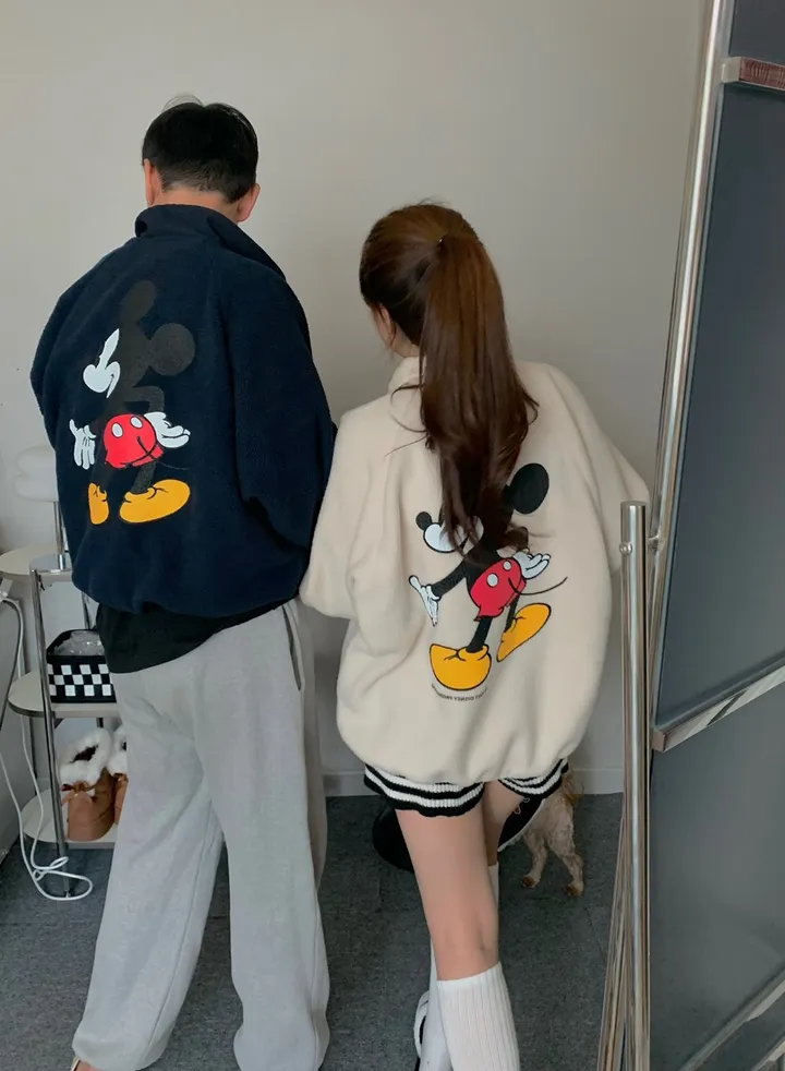[🌠디즈니정품💭/남녀공용❤️/도링룩단독🤸] 미키 후리스 점퍼 미키마우스 캐릭터 뽀글이 집업 잠바 겨울 아우터 (3color) 상세 이미지 6