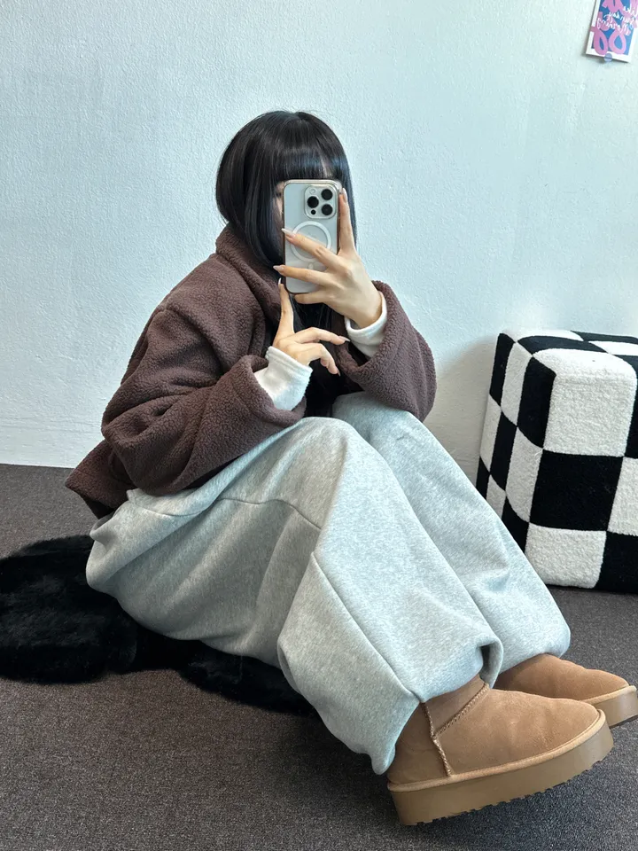 기획🧸🤎양털숏세미크롭떡볶이코트🤎🤍🧸4COLOR 떢볶이코트 더플코트 더플집업 숏코트 큐티 오버핏코트 박시핏코트 국산 코듀로이코트 골덴코트 유니크코트 골덴떡볶이 크롭 루즈핏 가오리핏코트 겨울자켓 겨울점퍼 겨울집업 겨울상의 도톰 폭닥 양털집업 양털코트 상세 이미지 12