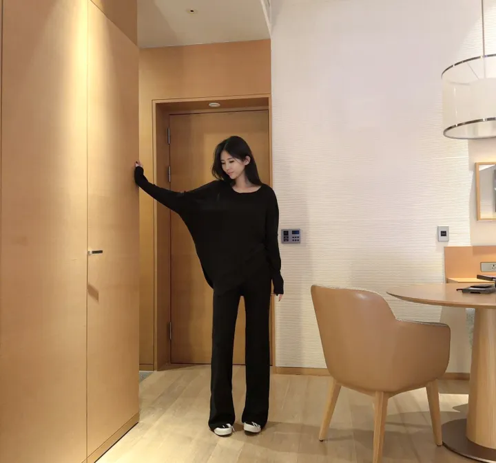 [Made /단품구매가능 /세트3000원할인] 촉촉 촤르르 연유 라떼 트레이닝 세트 여리핏 꾸안꾸 퀄보장 데일리set 핏보장 봄 신상 상세 이미지 228