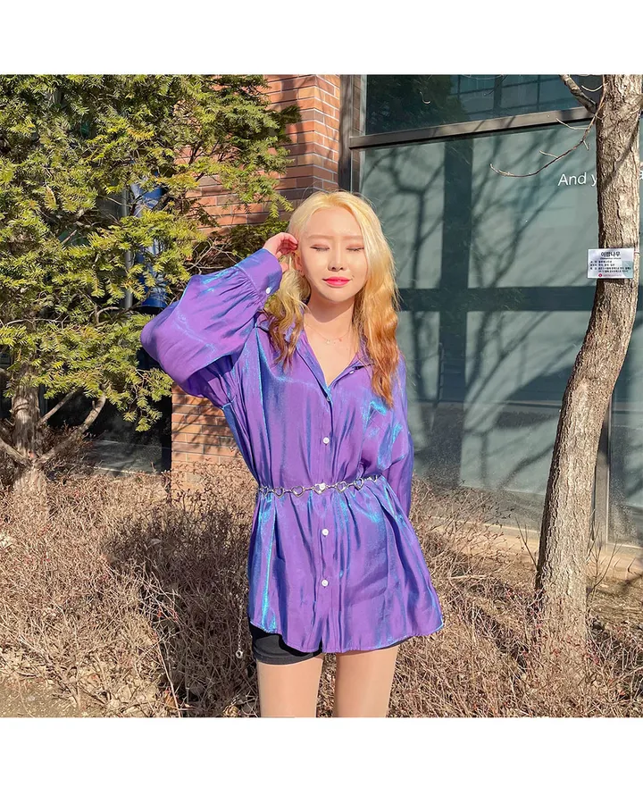 [당일출고] 투톤 오로라 루즈핏 퍼프 실크 블라우스 셔츠 / 빅사이즈 오버핏 / 연예인 아이돌의상 펜트하우스 루즈핏 글리터셔츠 반짝이 상세 이미지 7