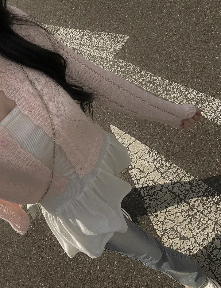 [벚꽃룩🌸/울함유] 펀칭 플라워 물결 크롭 니트 봄 딸기우유 여름가디건 상세 이미지 17