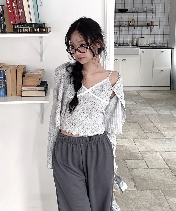 [러블리룩🫧💗] 럼블 잔꽃 패턴 플라워 레이스 골지 나시 가디건 세트 봄 가을 / 나시 가디건 레이어드 아우터 봄가디건 봄옷 뮤잉 상세 이미지 17