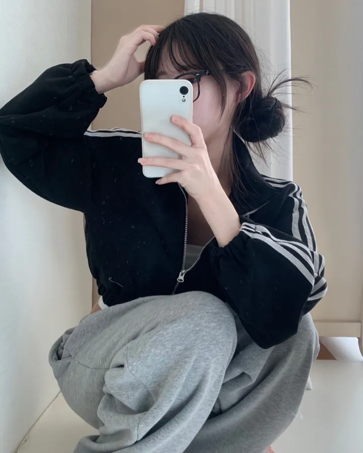 봄 아우터.｡.:* 삼선 트레이닝 투웨이 스웨이드 집업jk -3col 상세 이미지 2