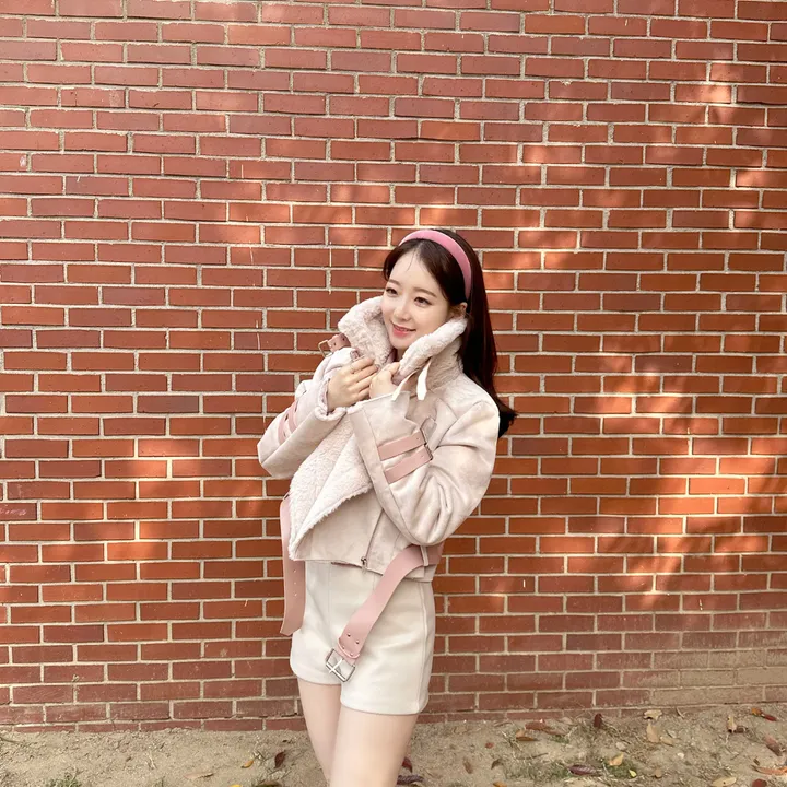 [자체제작❄/허리쏘옥/겨울ver/속바지O] 맞춤핏 엉밑살X 하이웨스트 도톰따뜻 스판 모직 반바지 숏팬츠 핫팬츠 겨울 반바지 댄스 공연 의상 크리스마스 연말룩 상세 이미지 113