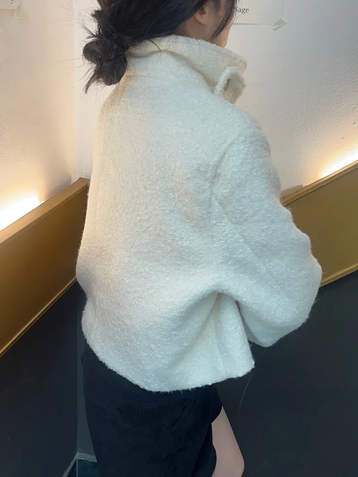 [주문폭주] 크리미 하이넥 숏코트 - 2col 상세 이미지 17