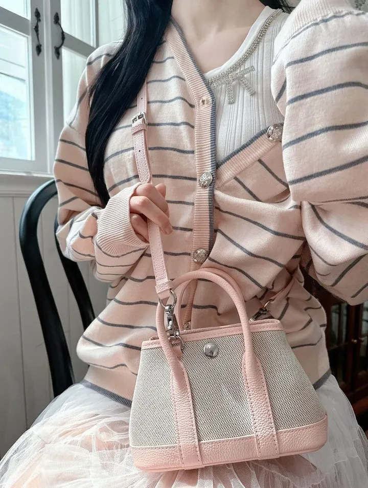 제니  스프라이프 루즈핏 가디건 상세 이미지 31