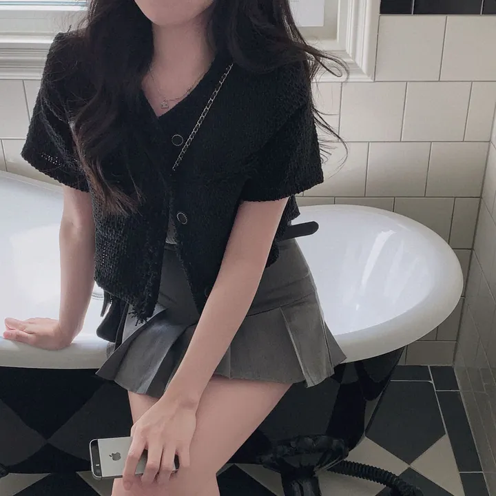 [여름하객룩🖤/고퀄리티]여름에도 고급스럽게 즐기는,하객 탄탄 썸머 트위드 반팔 크롭 루즈핏 자켓 상세 이미지 28