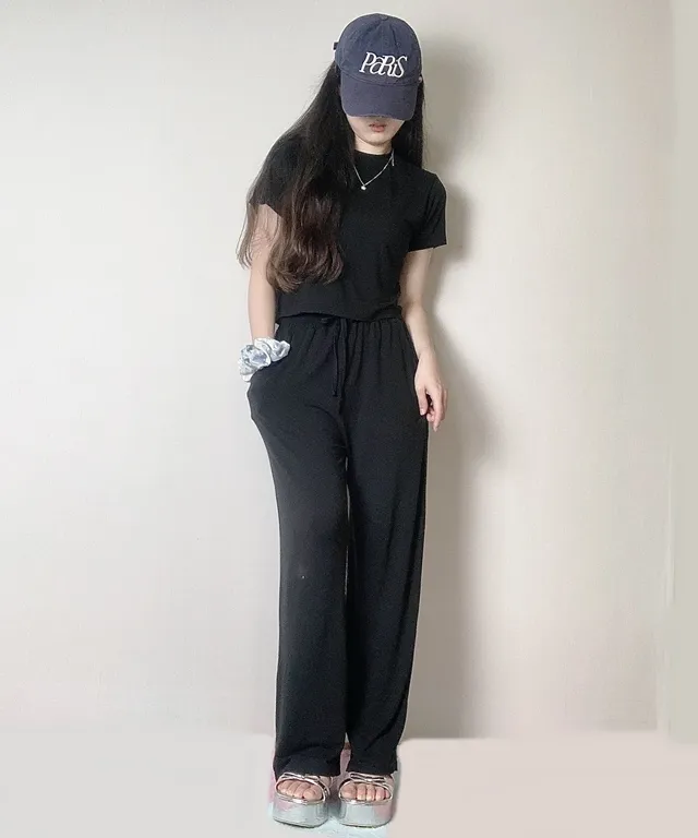 [찰랑 쿨 투피스] 반팔크롭티 + 와이드팬츠set 트레이닝세트 꾸안꾸 여행룩 여름 셋업 그레이 블랙 상세 이미지 4
