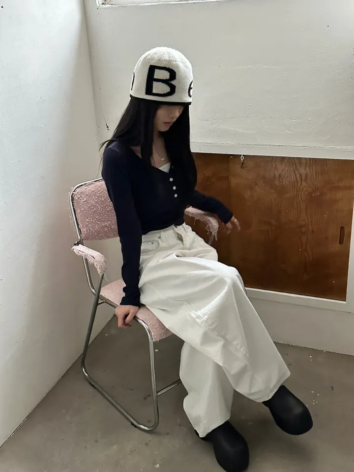 바지 모델 착용 이미지-S1L59