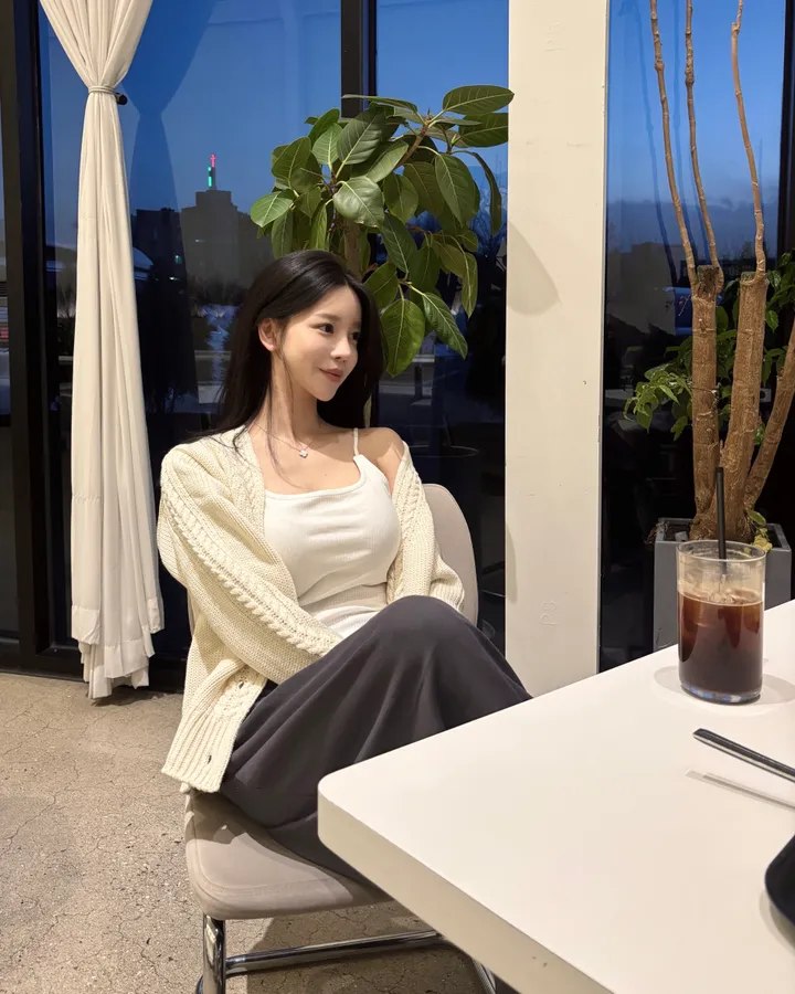 루어 케이블 브이넥 가디건 / 2color 상세 이미지 2
