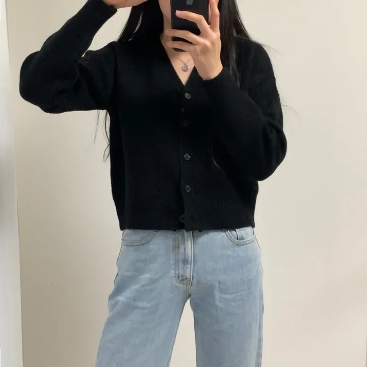 [7컬러/도톰해요!] 촘촘한 짜임의 데일리 브이넥 니트 가디건 상세 이미지 15