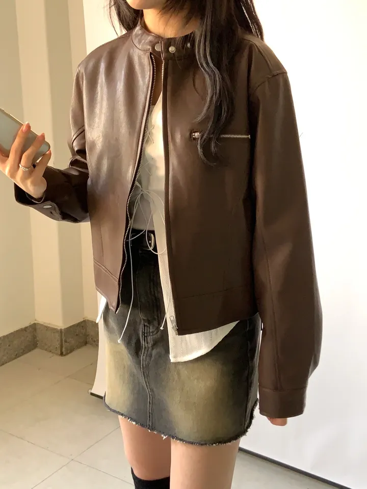 하프 크롭 레더 라이더 자켓 상세 이미지 29
