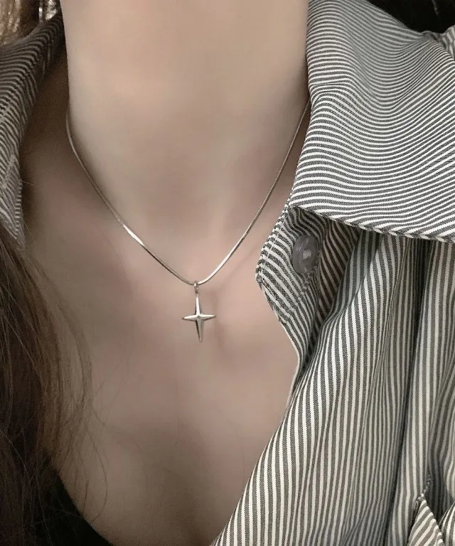 [1+1/써지컬] Starlight Cross Simplicity Necklace 별 십자가 크로스 은 실버 목걸이 펜던트 악세사리 심플 데일리 상세 이미지 4
