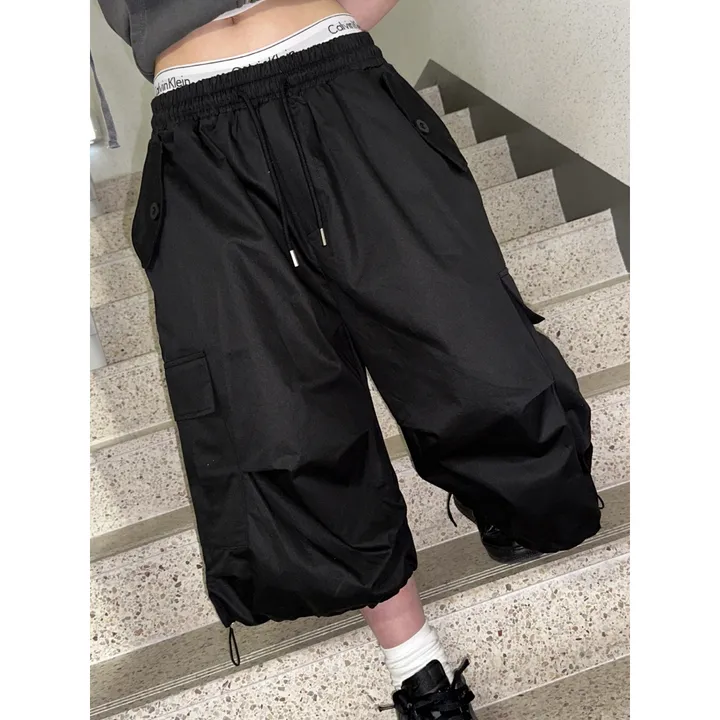 ★BEIGE 4/25 출고예정★[UNISEX]더블 포켓 커버 포인트 유니크 핀턱 카고 코튼 루즈 스트링 버뮤다 하프 팬츠(4color) 상세 이미지 27