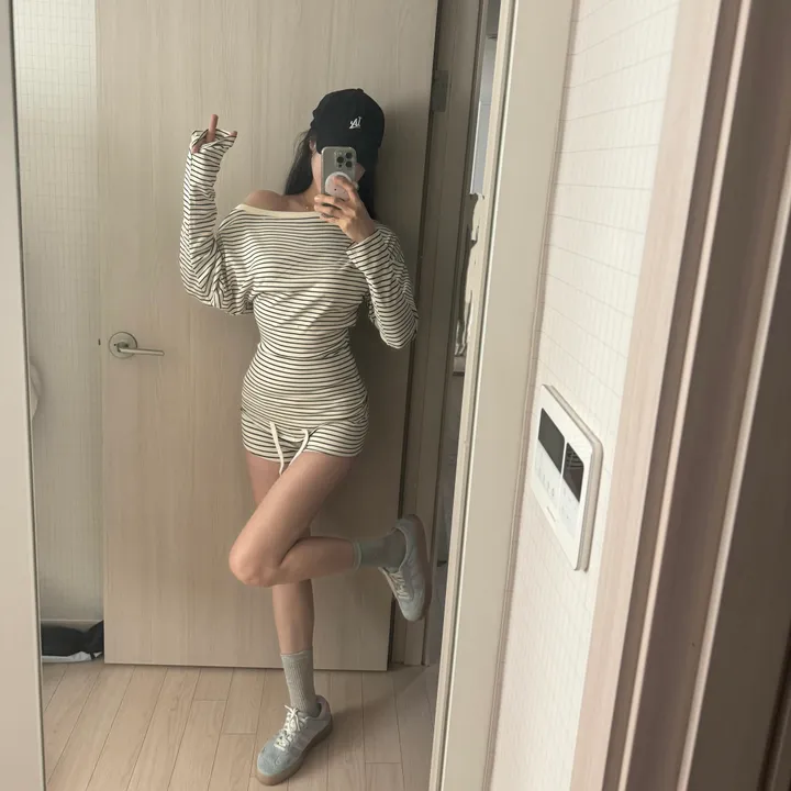 [투피스세트/여리핏] 단가라 스트라이프 투피스세트 오프숄더투피스 상세 이미지 2
