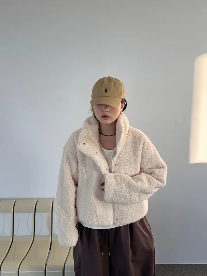 교복템 - 뽀글이 크롭 하이넥 양털패딩 - 점퍼 상세 이미지 30