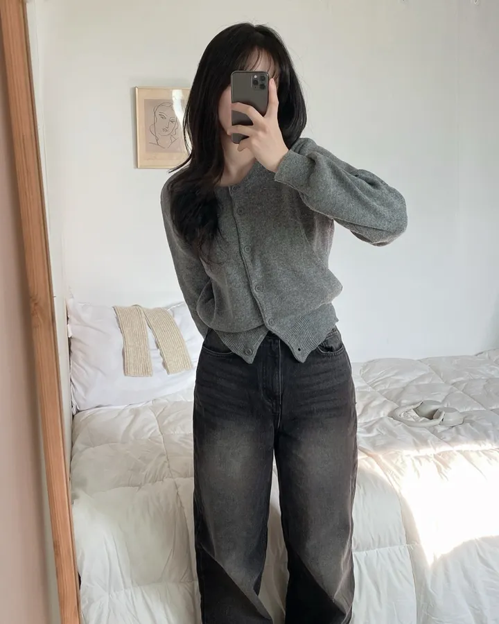 [데일리/인생핏] 라운드 무지 기본 긴팔 니트 가디건 상세 이미지 33
