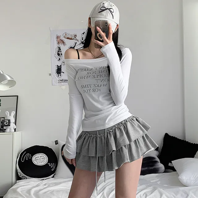 [날씬여리/3col] 해프닝 원숄더 레터링 시스루 긴팔 티셔츠 / 빈티지레터링 / 프린팅티셔츠 / 언발넥 / 오프숄더 / y2k / 트렌디 / 힙무드 / 군살커버 / 여리글램 상세 이미지 9
