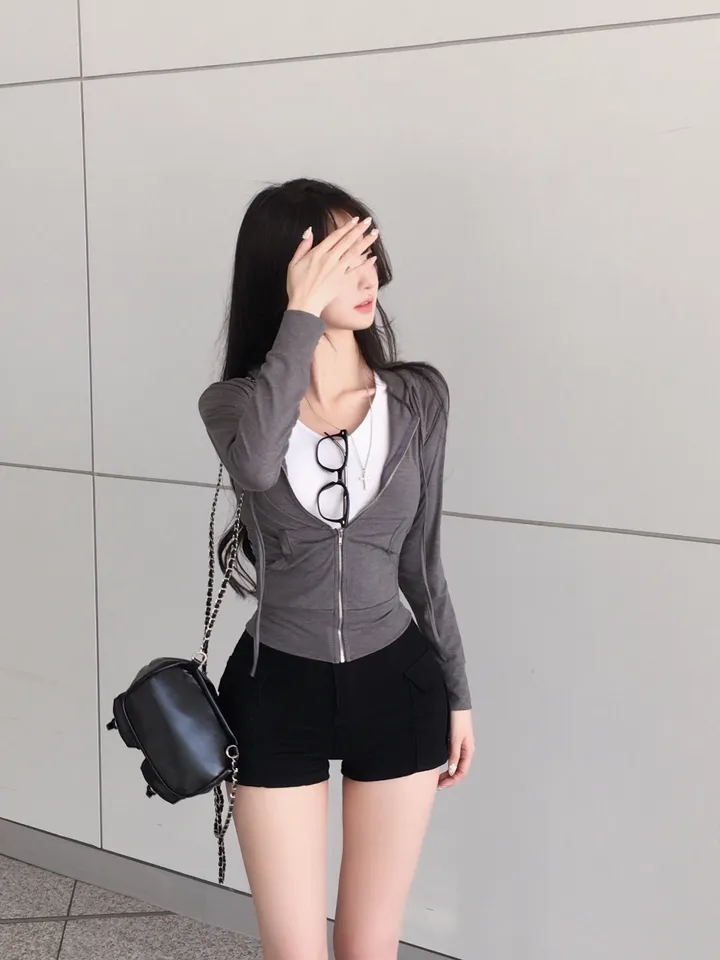 [ 몸매보장 ] 캣츠 슬림 크롭 후드집업 상세 이미지 10