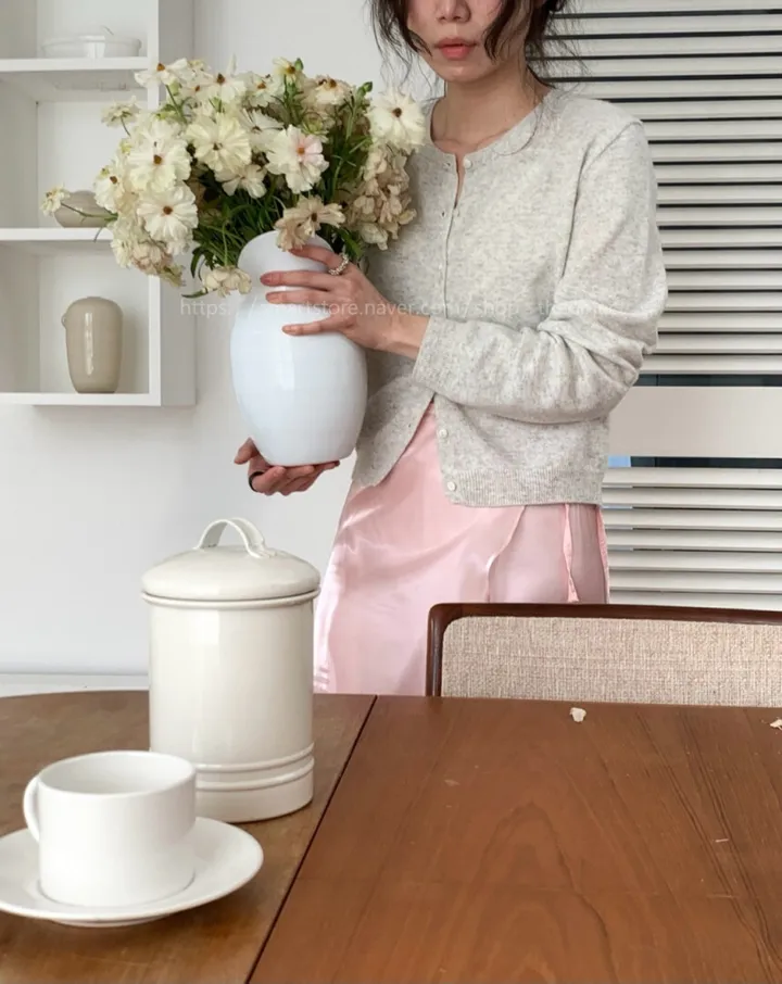 [레드당일] 데일리 라운드 캐시가디건 베이직 기본 니트 자개단추 봄 간절기 올리브 연핑크(5color) 상세 이미지 24